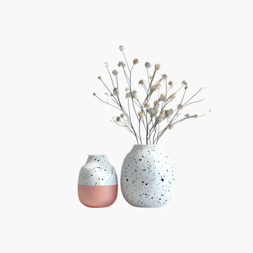 Minimalist Ceramic Vase Set with Dried Floral Arrangement